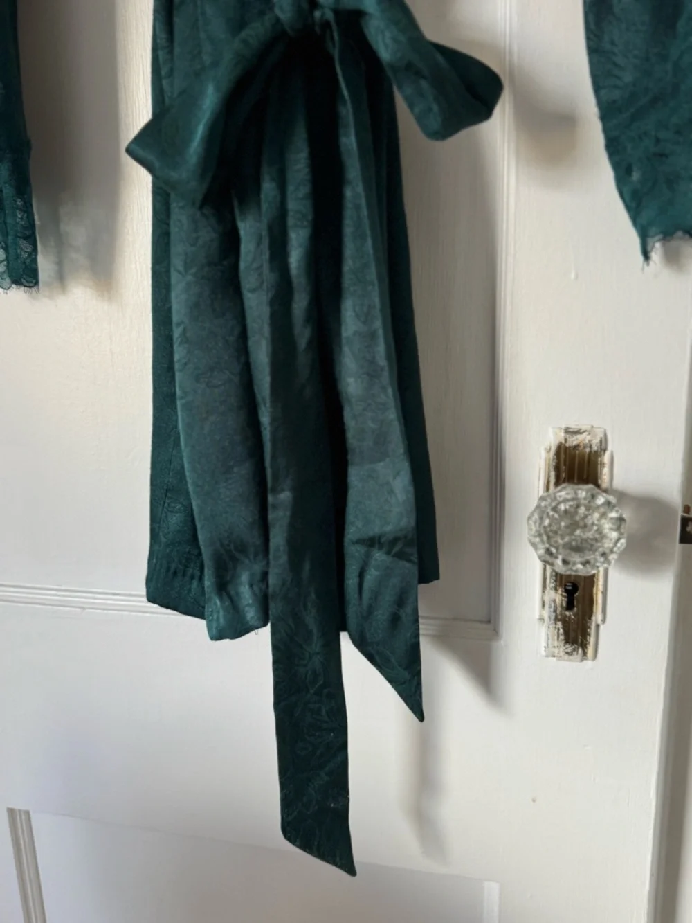 Victorias Secret Short Robe - Picture 7 of 8